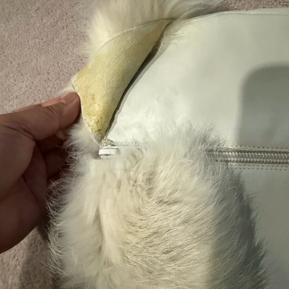 Vintage Winter White leather & fur - Picture 13 of 14